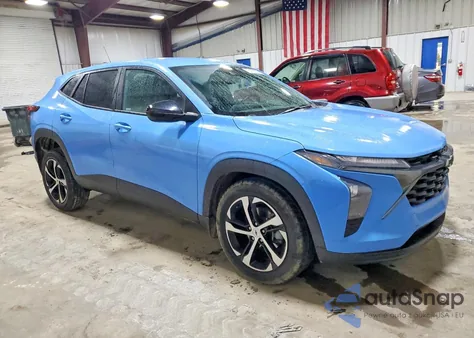 2024 Chevrolet Trax 1Rs z USA, uszkodzony, nr VIN KL77LGE20RC157769